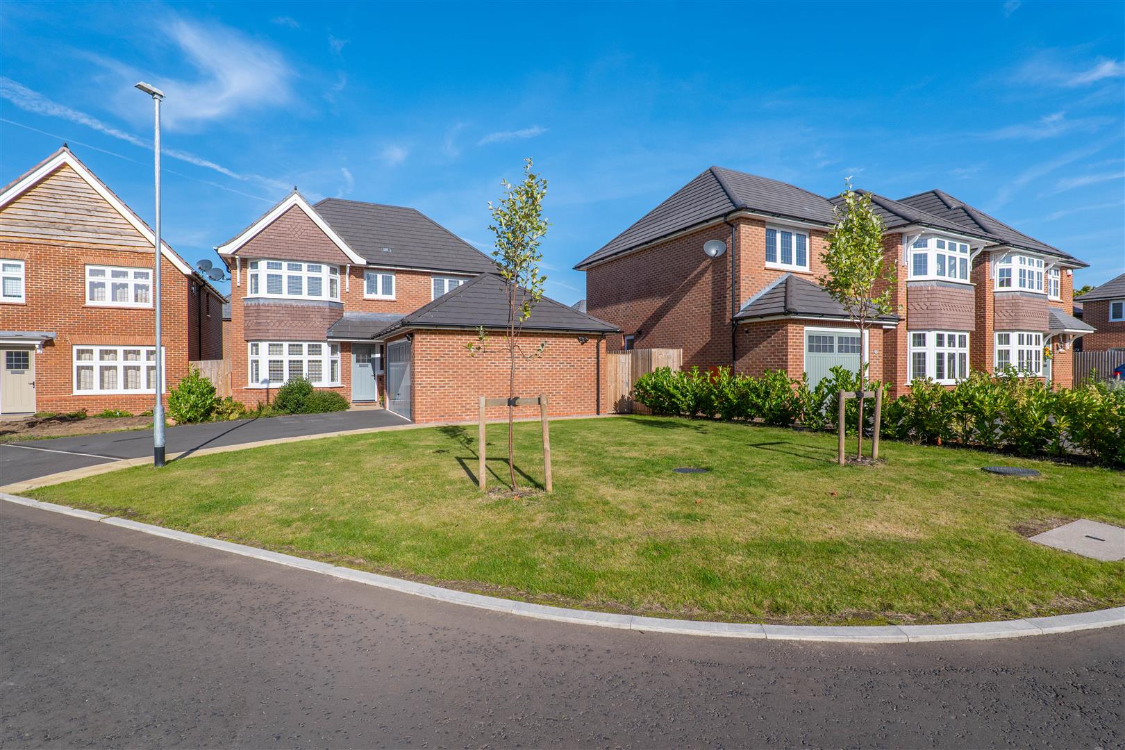 4 bed property in Honeysuckle Close, Leyland